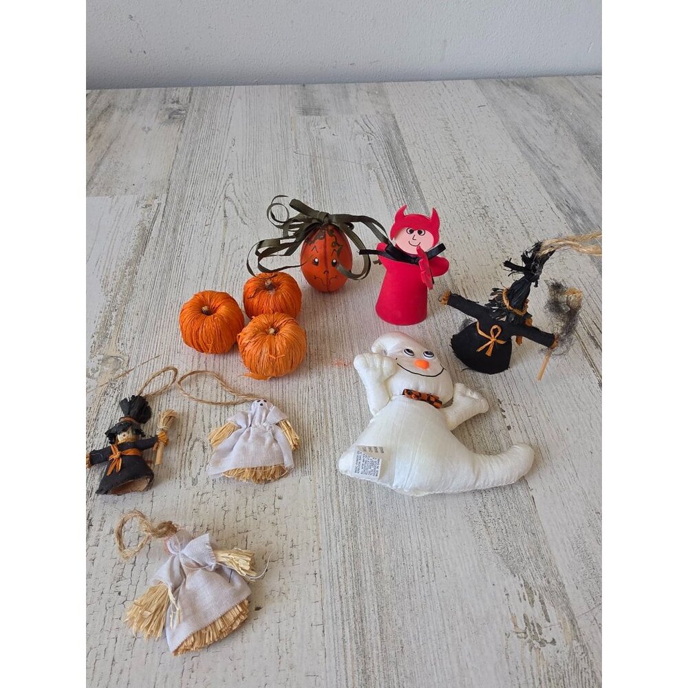 Mini Halloween pumpkin ghost witch devil ornament figurine village set‎